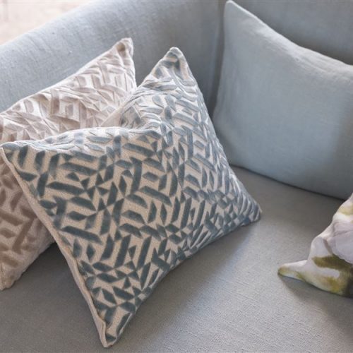 1 | Designers Guild | Chareau | Fabric Collection | Meubelstoffen | Jolanda Maurix | Gordijnen | wooninspiratie | shutters | Raamdecoratie | Wandbekleding | Maurix Interieur | JOXAL interieur