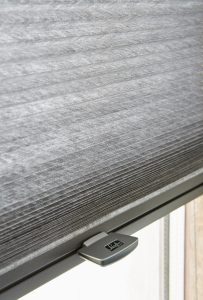 Luxaflex Duette | De nieuwe Duette Shades collectie van Luxaflex | Luxaflex raamdecoratie | Luxaflex dealer | JOXAL interieur | voorheen Maurix interieur | Jolanda Maurix | Interieuradvies | Gordijnen | Shutters | Raamdecoratie | Wandbekleding | Verf | Behang | Stylist |