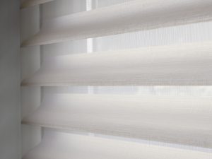 Silhouette shades | Raamdecoratie op maat | Luxaflex raamdecoratie | Luxaflex dealer | JOXAL interieur | voorheen Maurix interieur | Jolanda Maurix | Interieuradvies | Gordijnen | Shutters | Raamdecoratie | Wandbekleding | Verf | Behang | Stylist