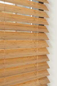 Luxaflex | Houten jaloezieën | Luxaflex raamdecoratie | Luxaflex dealer | JOXAL interieur | voorheen Maurix interieur | Jolanda Maurix | Interieuradvies | Gordijnen | Shutters | Raamdecoratie | Wandbekleding | Verf | Behang | Stylist |