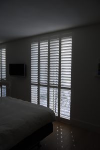 Designer fabrics | Bijzonder behang | Woonadvies | Stijltips | raamdecoratie op maat | Luxaflex | Horizontale jaloezieën | Joxal interieur | Schagen | Maurix interieur | Jolanda Maurix | stijlvol wonen | interieuradvies | Aluminium jaloezieën | Hor op maat | Gordijnen op maat | Stijlvol wonen | Ralph Lauren | Designers Guild | Villa Nova | romo fabrics