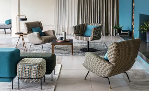 Designer fabrics | Bijzonder behang | Woonadvies | Stijltips | raamdecoratie op maat | Luxaflex | Horizontale jaloezieën | Joxal interieur | Schagen | Maurix interieur | Jolanda Maurix | stijlvol wonen | interieuradvies | Aluminium jaloezieën | Hor op maat | Gordijnen op maat | Stijlvol wonen | Ralph Lauren | Designers Guild | Villa Nova | romo fabrics