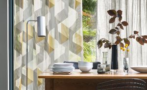 Bijzonder behang | Woonadvies | Stijltips | raamdecoratie op maat | Luxaflex | Horizontale jaloezieën | Joxal interieur | Schagen | Maurix interieur | Jolanda Maurix | stijlvol wonen | interieuradvies | Aluminium jaloezieën | Hor op maat | Gordijnen op maat | Stijlvol wonen