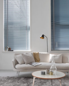 Woonadvies | Stijltips | raamdecoratie op maat | Luxaflex | Horizontale jaloezieën | Joxal interieur | Schagen | Maurix interieur | Jolanda Maurix | stijlvol wonen | interieuradvies | Aluminium jaloezieën