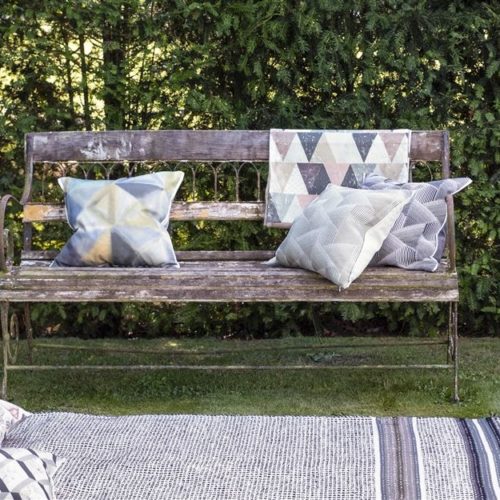 Palme Botanique Outdoor Fabrics | buitenstof van Designers Guild | loungeset bekleden | stoffen voor buitenset | stof voor loungeset | buitenmeubel | buitenkussens